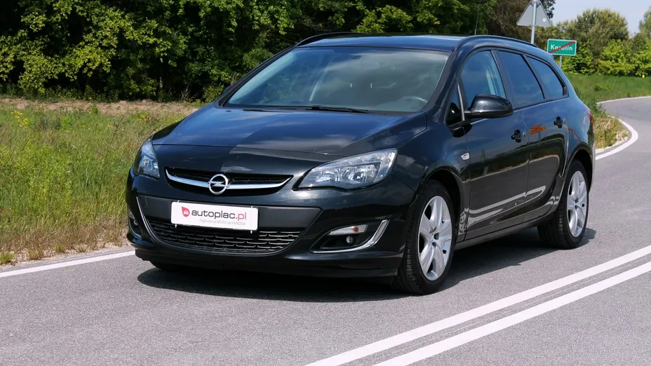 OPEL Astra -