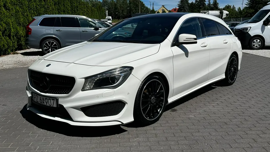 MERCEDES-BENZ CLA -