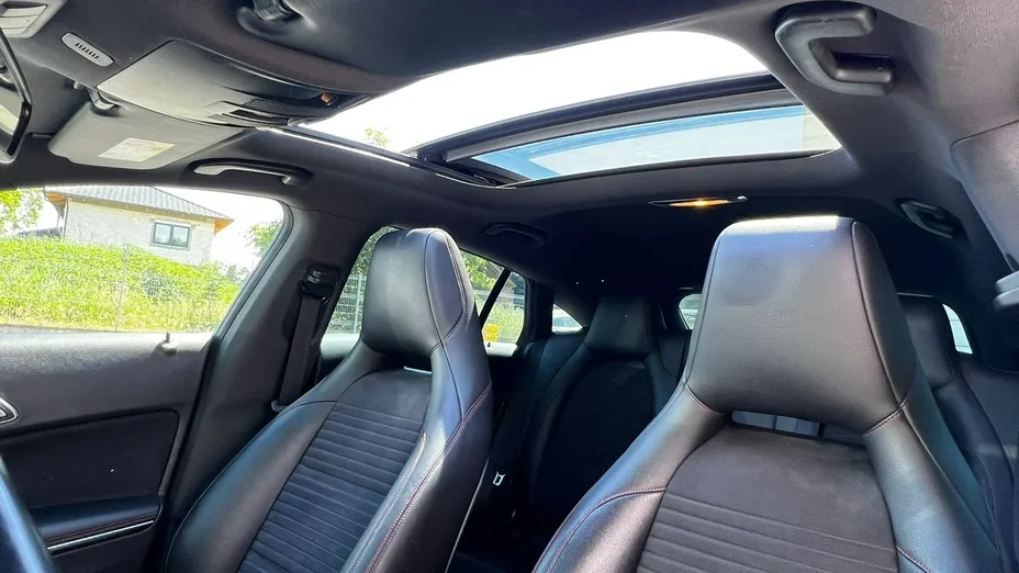 MERCEDES-BENZ CLA -