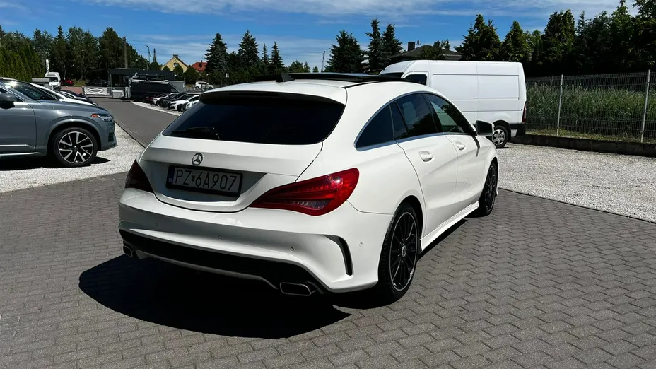 MERCEDES-BENZ CLA -