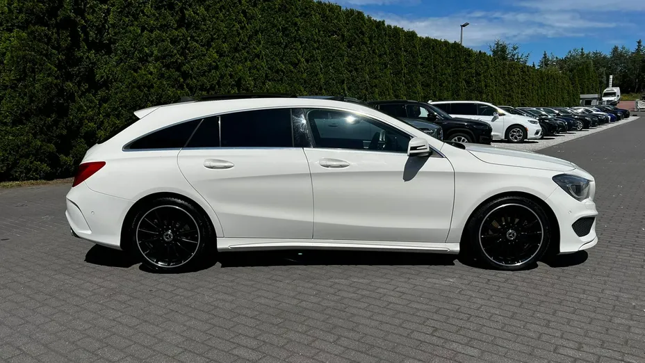 MERCEDES-BENZ CLA -