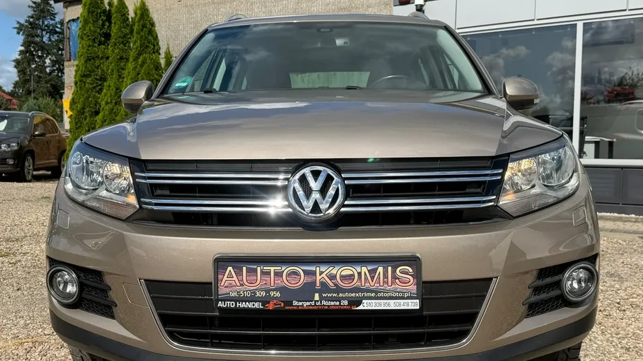 VOLKSWAGEN Tiguan -
