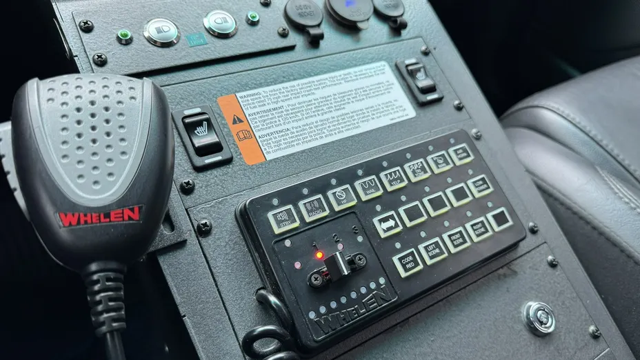 FORD Explorer -