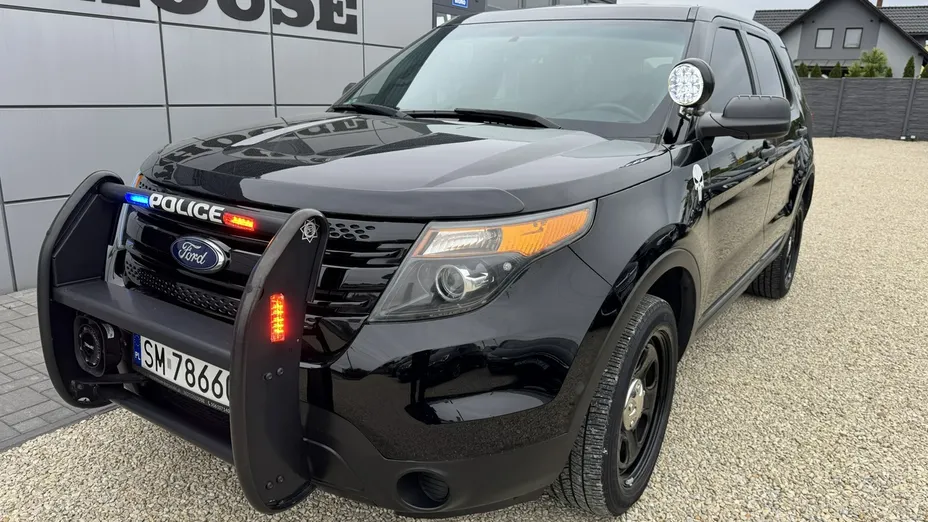 FORD Explorer -
