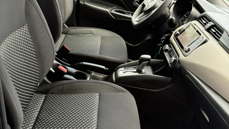 NISSAN Micra -