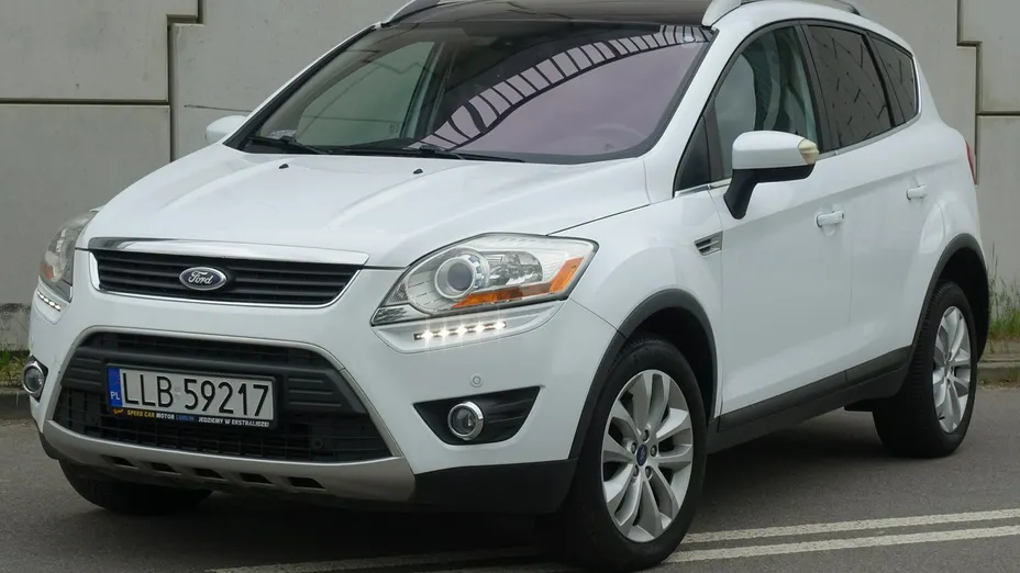 FORD Kuga -