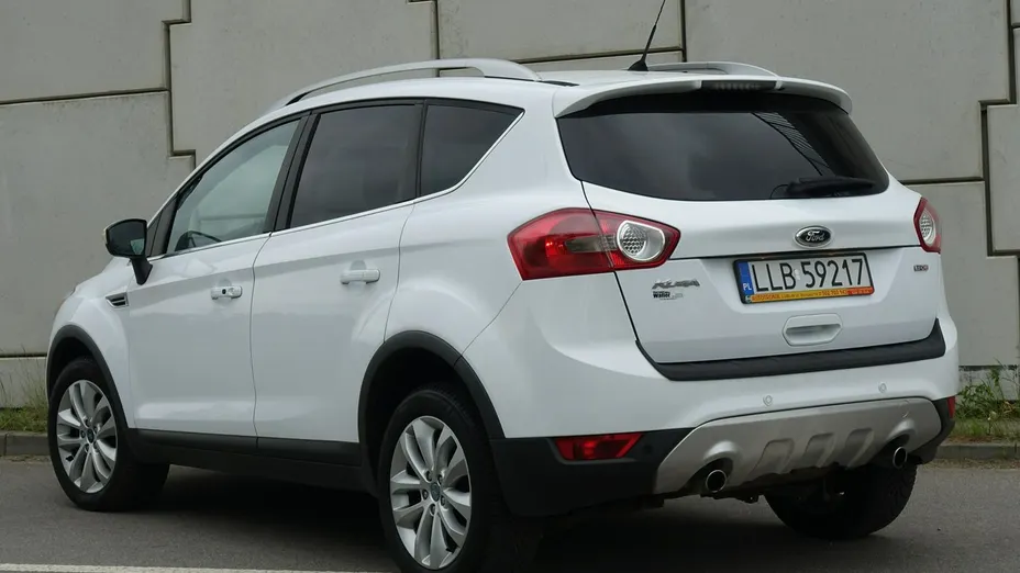 FORD Kuga -