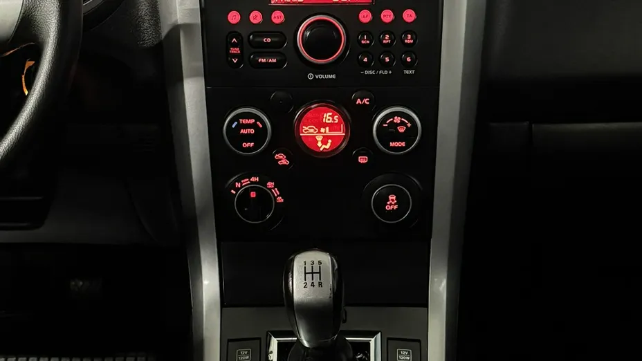 SUZUKI Grand Vitara -