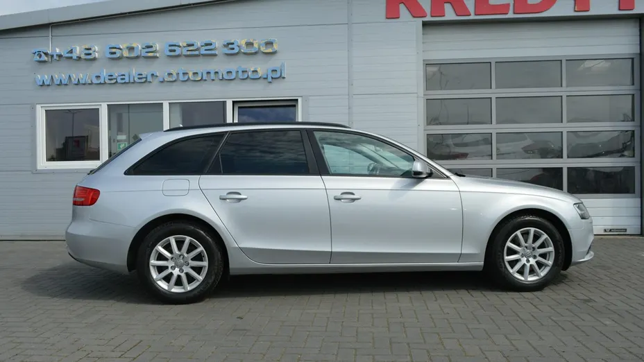 AUDI A4 -