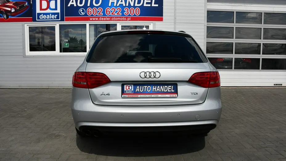 AUDI A4 -
