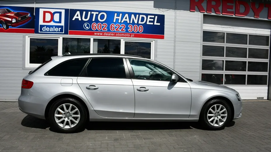 AUDI A4 -
