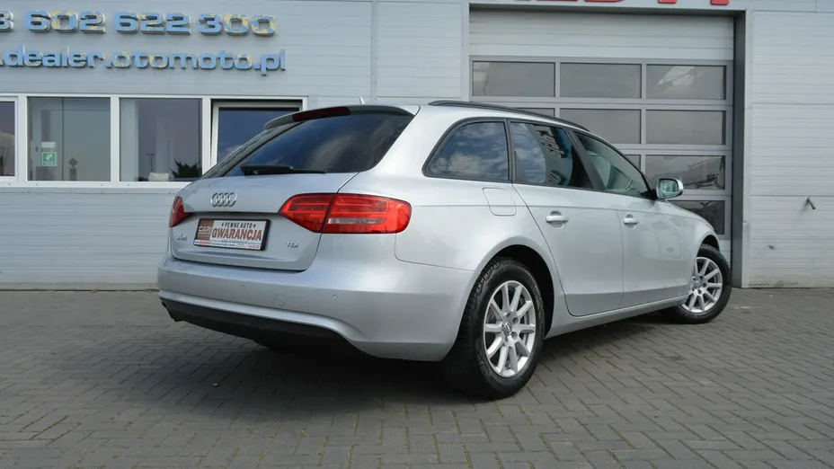 AUDI A4 -