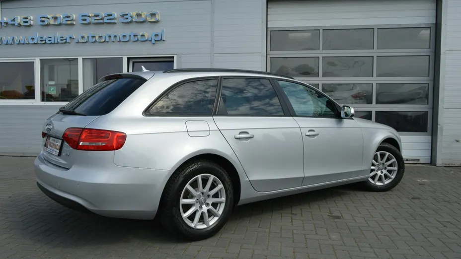 AUDI A4 -