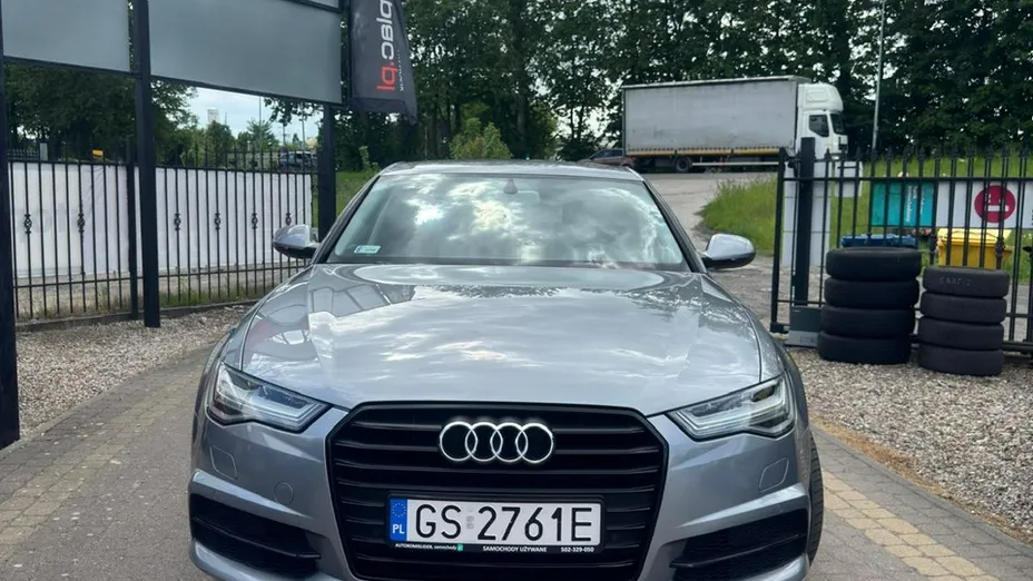 AUDI A6 -