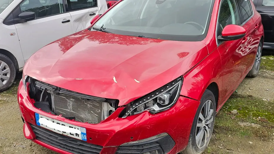 PEUGEOT 308 -