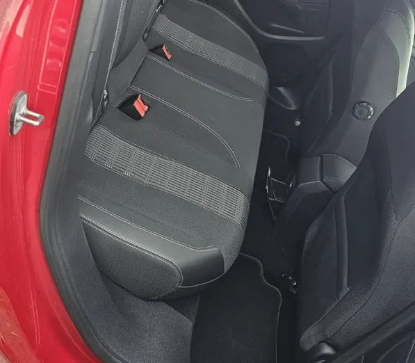PEUGEOT 308 -