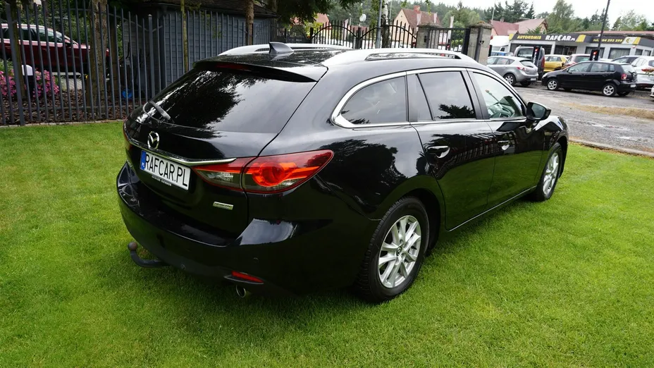 MAZDA 6 -