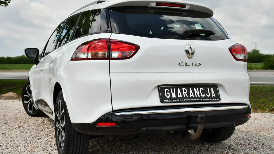 RENAULT Clio -