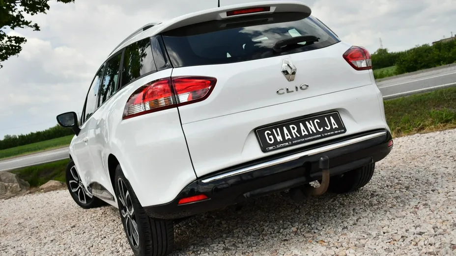 RENAULT Clio -