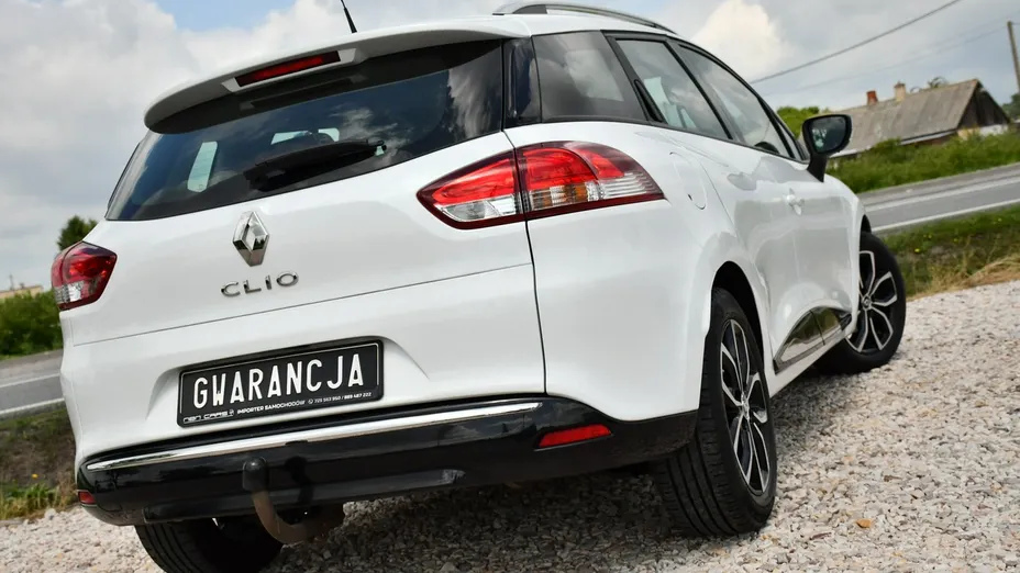 RENAULT Clio -