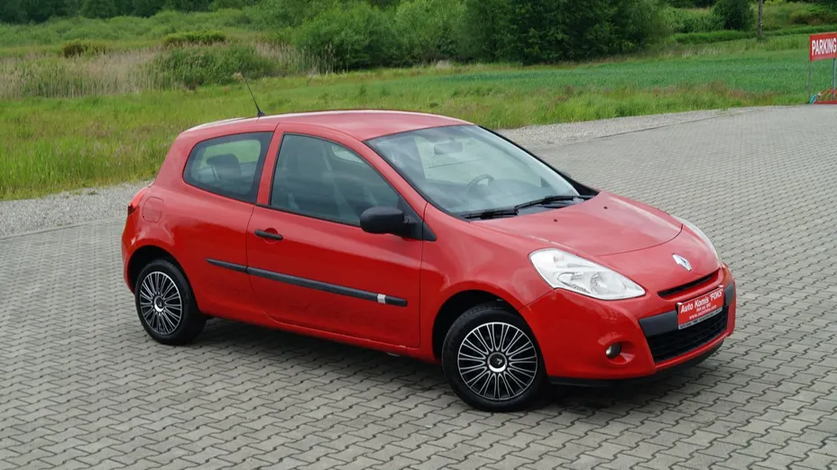 RENAULT Clio -