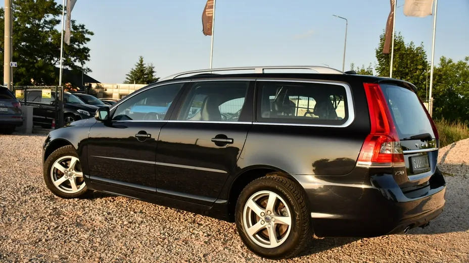VOLVO V70 -