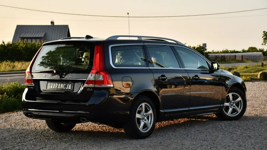 VOLVO V70 -