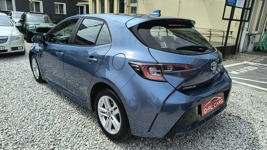 TOYOTA Corolla -