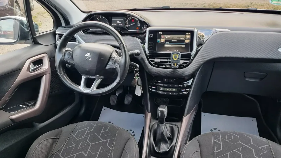 PEUGEOT 2008 -