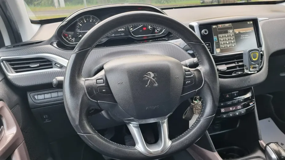 PEUGEOT 2008 -