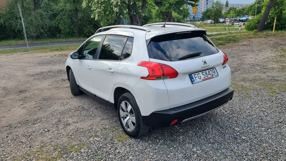 PEUGEOT 2008 -