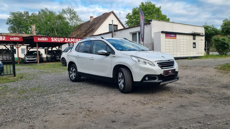PEUGEOT 2008 -