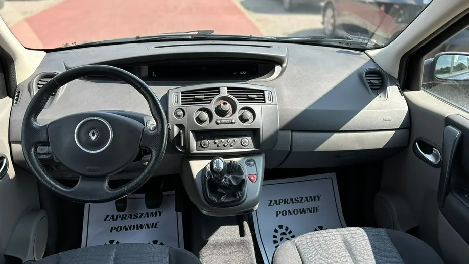 RENAULT Scenic -