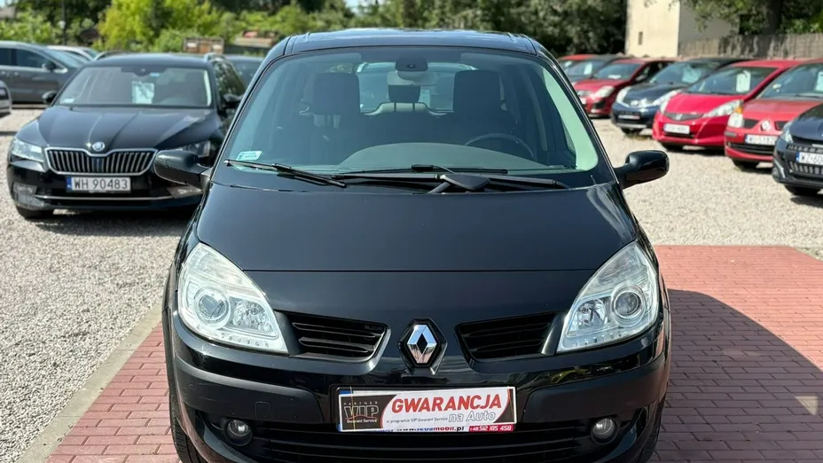RENAULT Scenic -