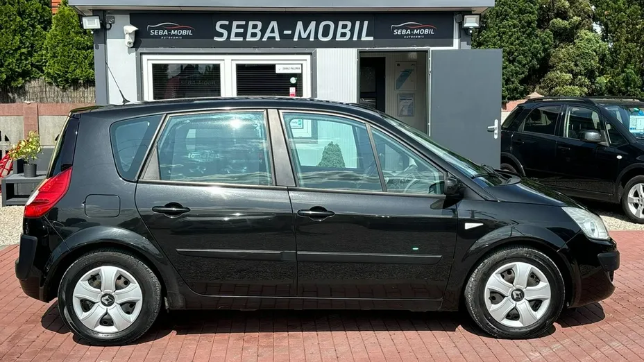 RENAULT Scenic -