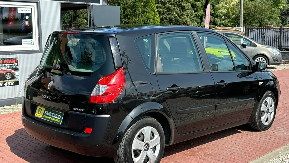 RENAULT Scenic -
