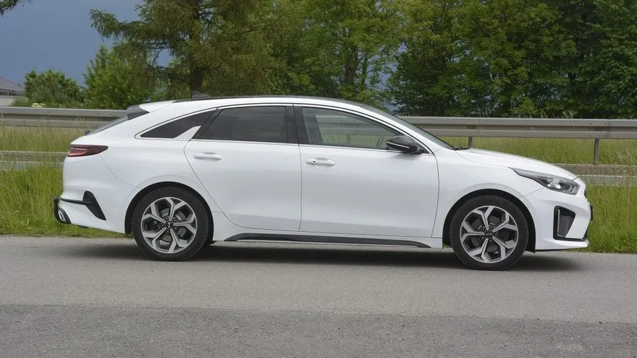 KIA ProCeed -