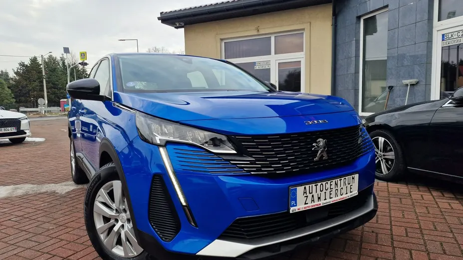 PEUGEOT 3008 -