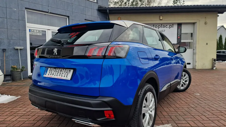 PEUGEOT 3008 -