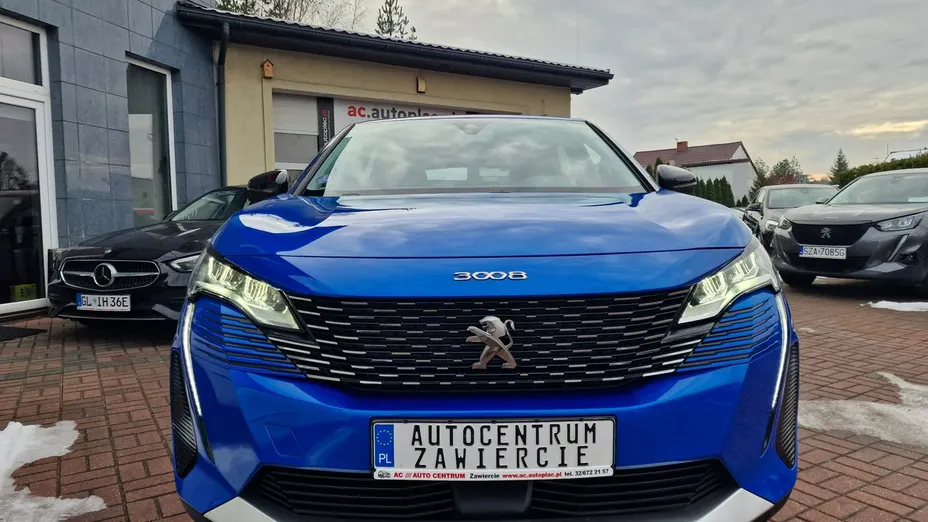 PEUGEOT 3008 -