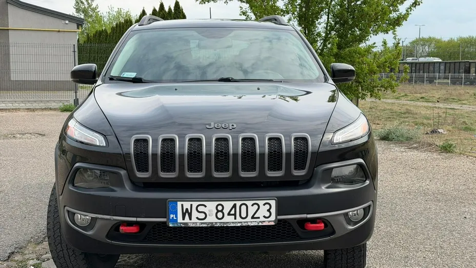 JEEP Cherokee -