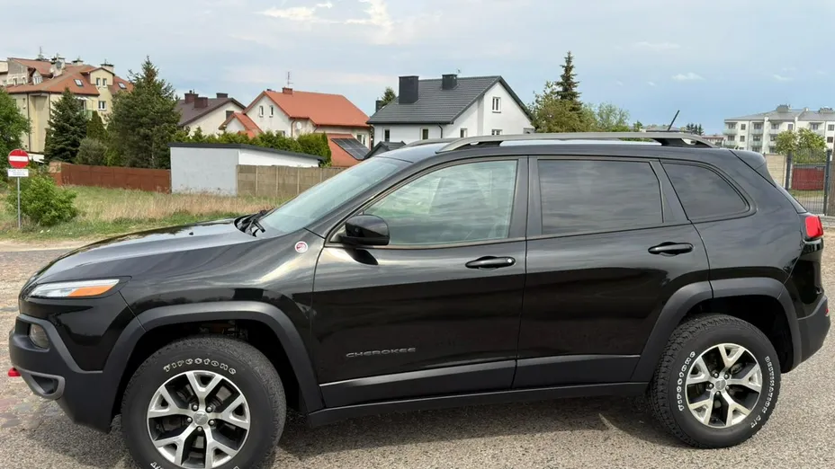 JEEP Cherokee -