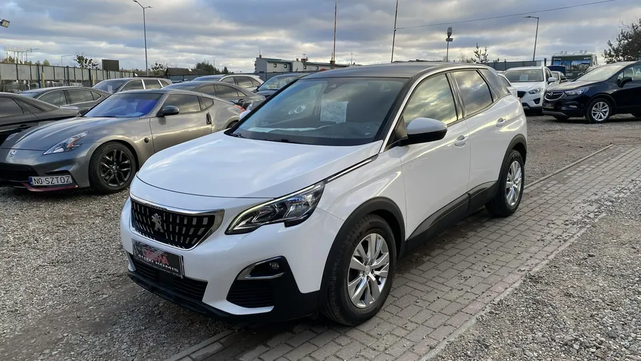 PEUGEOT 3008 -