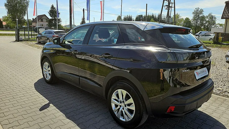 PEUGEOT 3008 -