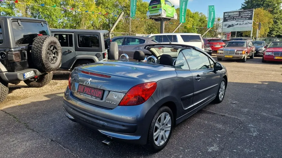 PEUGEOT 207 -