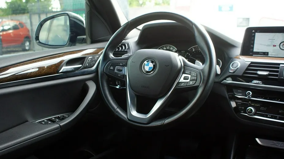 BMW X3 -