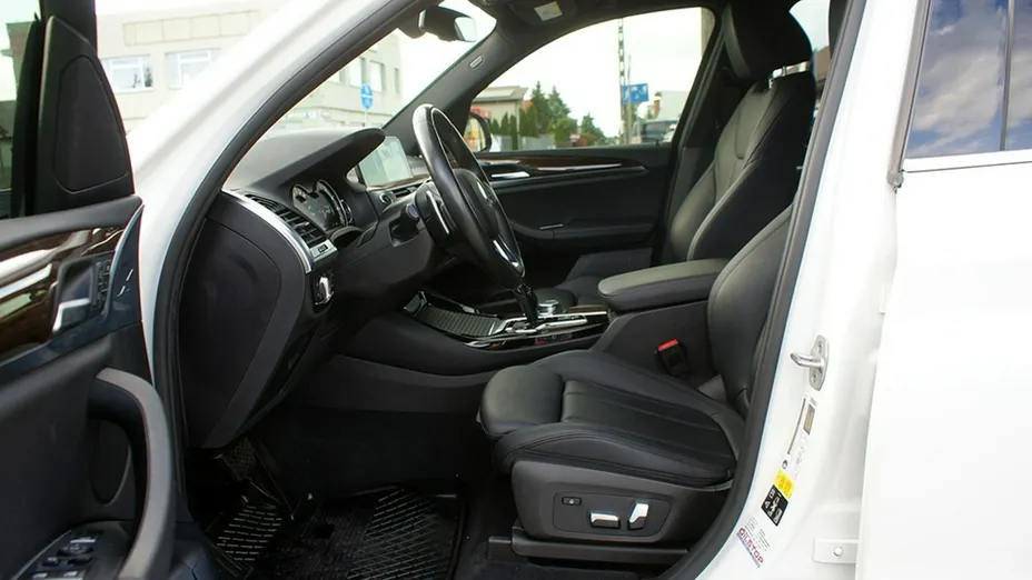 BMW X3 -