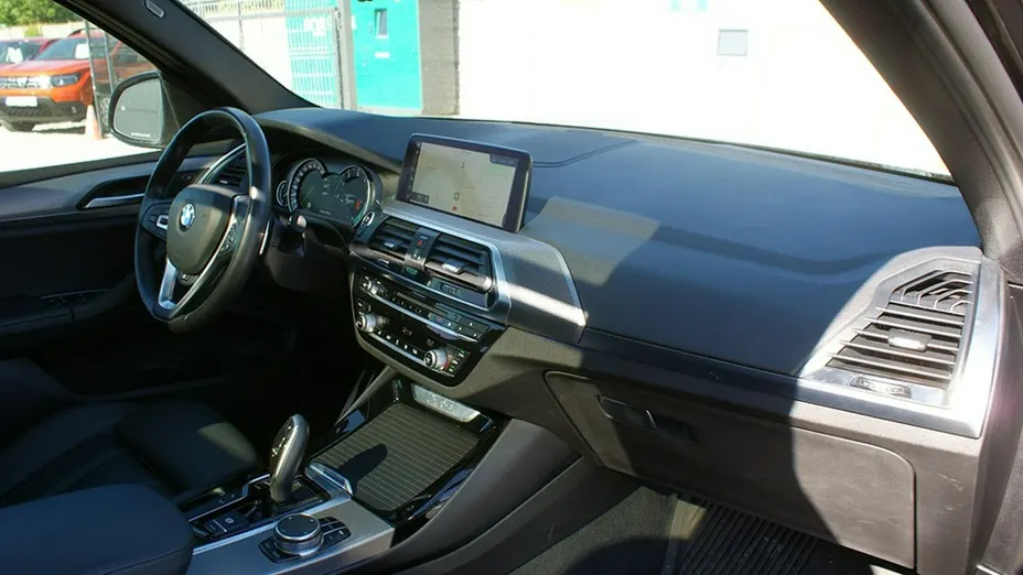 BMW X3 -
