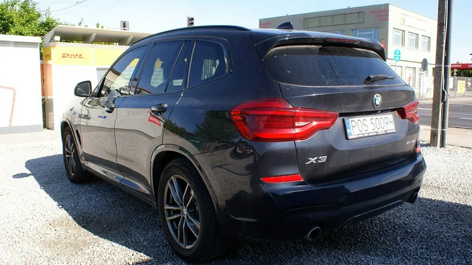 BMW X3 -