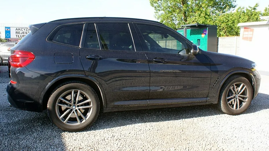 BMW X3 -